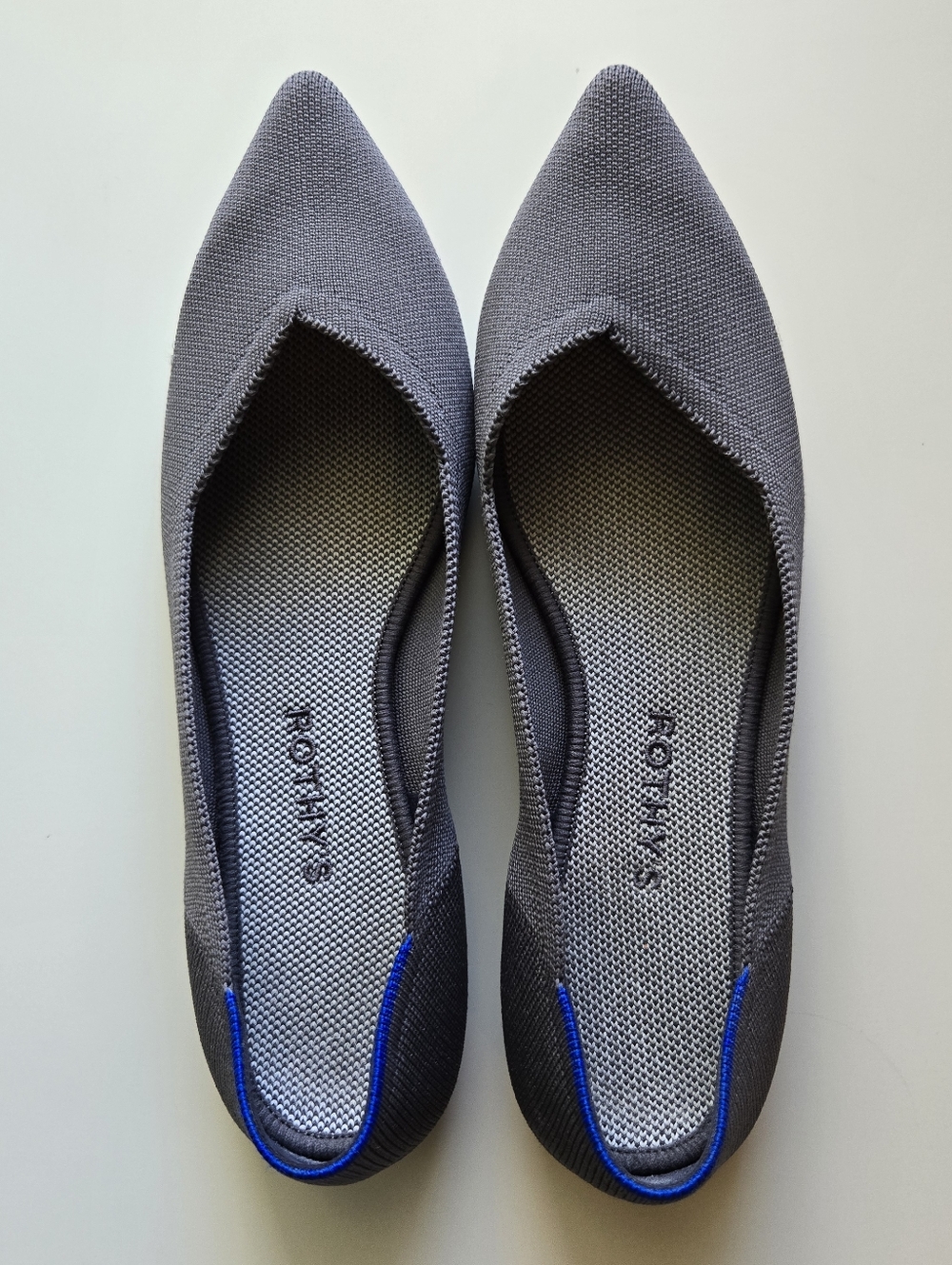 Rothys Gray Point Flats Size 11 Womens